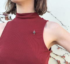 Ovillo con aguja de crochet - Dije o Pin - comprar online
