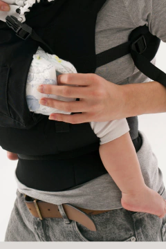 Mochila toddler negra lisa - comprar online