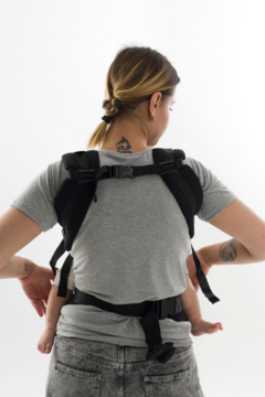 Mochila estándar negra con pandas en internet