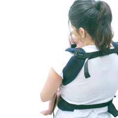 Mochila toddler gris con carpitas en internet