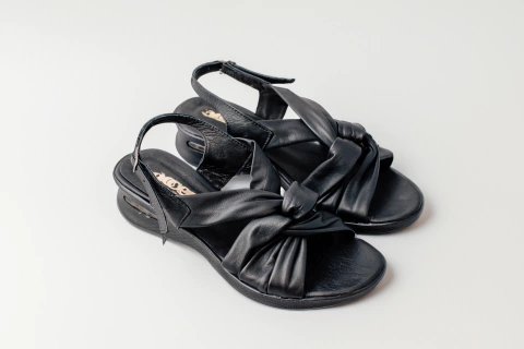 SANDALIA FAJAS TROZADAS CON CAMARA (CRI03-10)