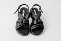 SANDALIA FAJAS TROZADAS CON CAMARA (CRI03-10) en internet