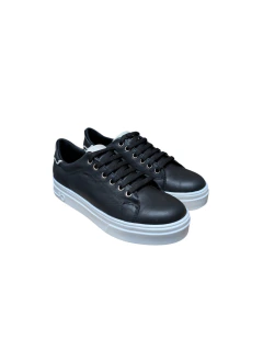 ZAPATILLA CLASICA ACORDONADA (VIA-CHARLIS10)