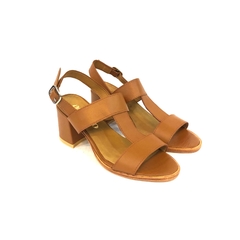 SANDALIA ROMANA CON TACO MEDIO (EA220-57)