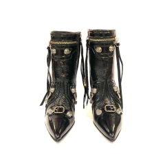 BOTA CORTA TACO ALTO CON DETALLES (DI-RUTH18) en internet