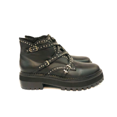 BOTITA CON TIRAS CRUZADAS Y HEBILLAS (DI-EMILIA10) - comprar online