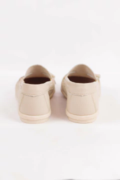 MOCASIN CON POM POM (MON13-02) - Accento Zapateria