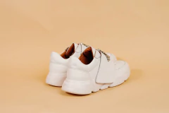 ZAPATILLA ABROJO CON APLIQUE PIEDRAS (VIRU1102-01) en internet