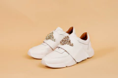 ZAPATILLA ABROJO CON APLIQUE PIEDRAS (VIRU1102-01)