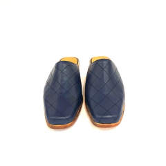 ZUECO CERRADO EN PUNTA CUADRADA (EA-MUNICH20) en internet