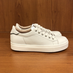 ZAPATILLA LISA DETALLE EN EL TALON (VIA-CHERTAN01) - comprar online
