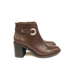 BOTITA CON DETALLE CINTO Y ARGOLLA (AM-JAEL60) - comprar online
