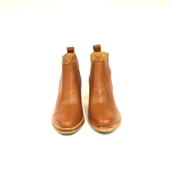 BOTA CORTA CON TACO ANCHO (CRI615-57) en internet