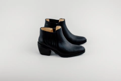 BOTITA CON ELASTICO Y CIERRE LATERAL (EA5180-10) - comprar online