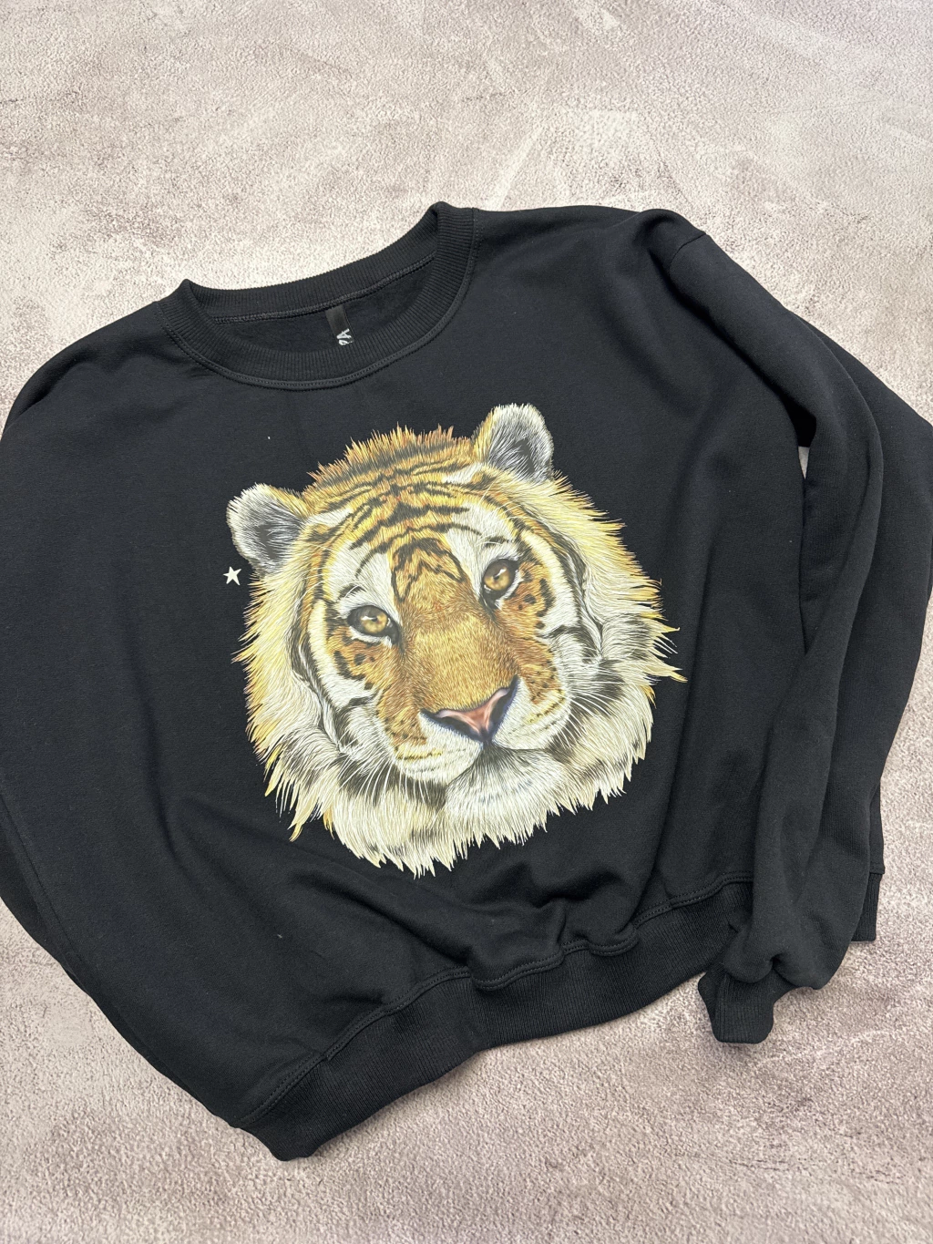 BUZO TIGRE NEGRO (falla)