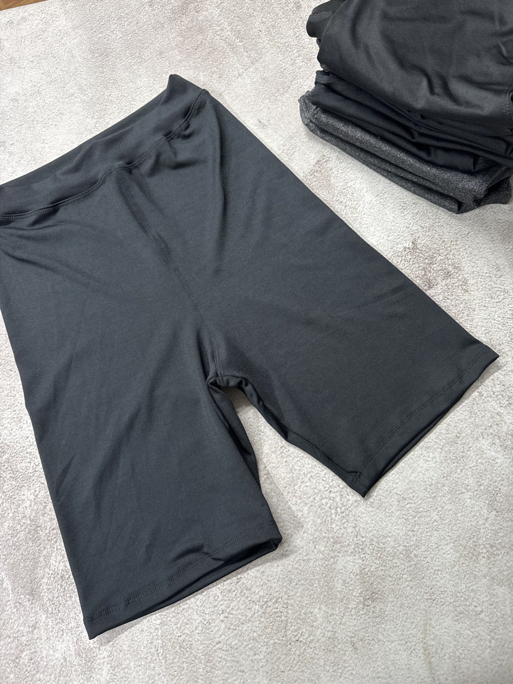 BIKER NEGRA LYCRA