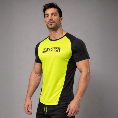 REMERA TECH en internet
