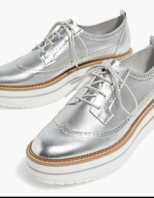 Zapatos stradivarius