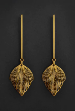 Aretes péndulo de plumaje