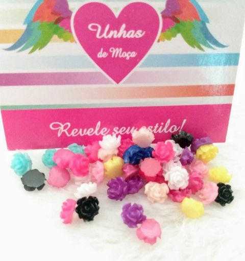 Rosa 3d Mix 5.5mm com 40 unidades ( Usar com verniz craquelê ou cola branca)