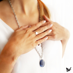 Collar Lira