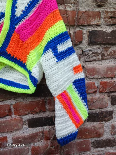 Cardigan Vibración en internet