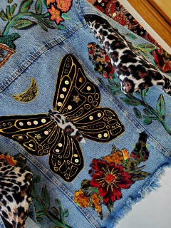 Campera Jacket Butterfly Print - comprar online
