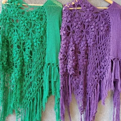 Poncho Florecer en internet