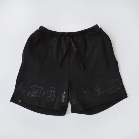 SHORT WOLF BLACK