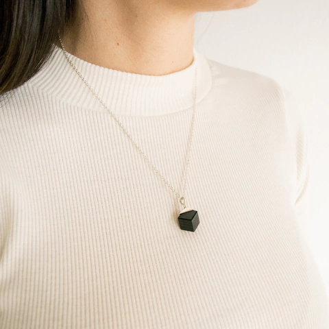 Colgante Ainu Petit • Dije / Dije + Cadena