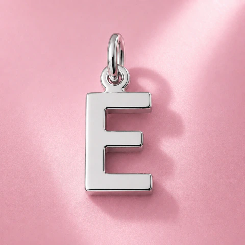 Dije Inicial Personalizado de regalo • Al recibir la compra nos comunicamos con vos para coordinar la inicial que desees