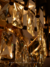 Luminária Pendente de Cristal Dourado Líbia com detalhes em cristal e estrutura metálica dourada. Lustres Genesis a maior empresa de Lustres e luminarias do Brasil