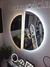 Espelho Moderno Meia Lua com LED Touch Indireto da Reduna em ambiente decorado