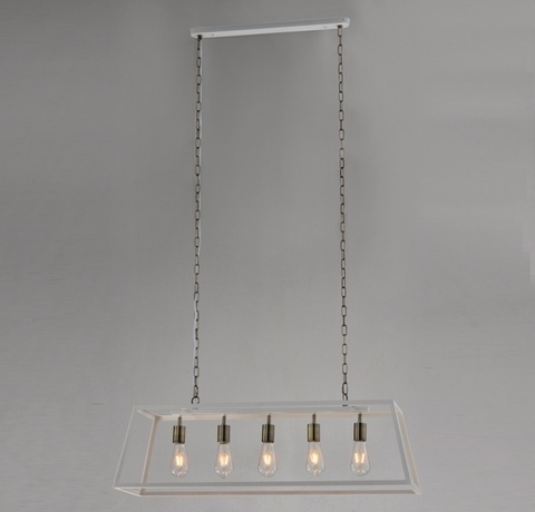 Luminária de teto pendente rústico Trapeze branco com cinco lâmpadas. Lustres Gênesis loja online de Lustres e Iluminação Decorativa.