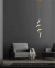 Pendente moderno de LED Sigma dourado em sala de estar cinza Lustres Gênesis loja online de Lustres e Iluminação Decorativa