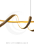 Lustre pendente moderno dourado com design ondulado.
