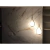 Luminárias pendentes Athena Globo Leitoso iluminando parede de mármore em ambiente interno. Lustres Gênesis loja online de Lustres e Iluminação Decorativa