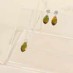 Aros Amaral Verde Oliva - Sofia Relojes y Joyas