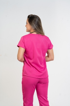 Pijama Cirúrgico Feminino Alfa Pink na internet