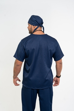 Pijama Cirúrgico Masculino Alfa Marinho na internet