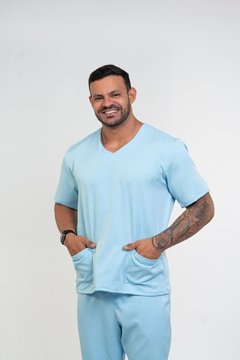 Pijama Cirúrgico Masculino Alfa Azul Claro na internet