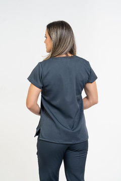 Pijama Cirúrgico Feminino Alfa Cinza Chumbo