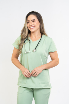 Pijama Cirúrgico Feminino Alfa Verde Sálvia na internet