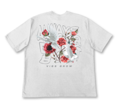 Camiseta Vigs Flowers Grow - comprar online