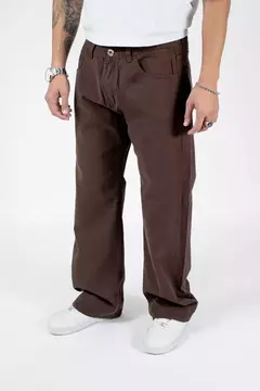 Pantalon RELAXED FIT MARRON LISO (150)