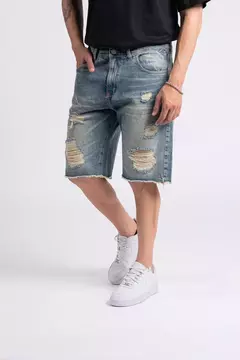 Bermuda oxida con roturas (189) - SAMCRO REMERAS 
