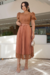 Vestido Longuete,Plissado,Cor Marrom,Tecido Renda Arrastão com saia em Malha.