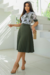 Vestido Midi,Cor Verde Musgo,Tecido Tule com Saia em Crepe Plissado,Estampa Floral 