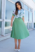 Vestido Midi,Cor Verde Claro,Tecido Tule com Saia em Crepe Plissado,Estampa Floral 