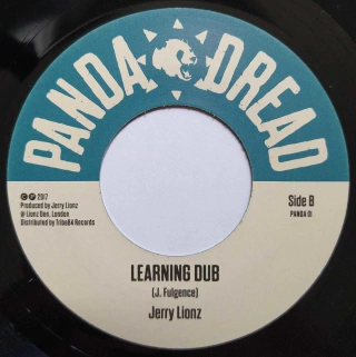 7" Sista Lexxy - Learning Rastafari/Learning Dub [NM] - comprar online